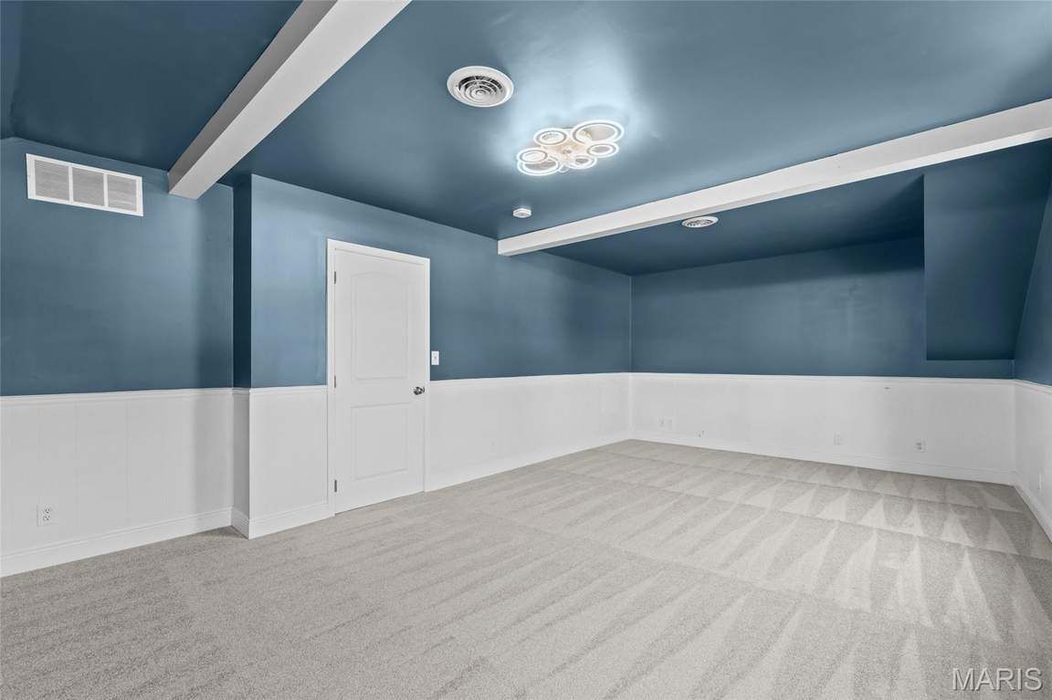 626 Lonedell Road - Kitchen & Main Living, photo 7
