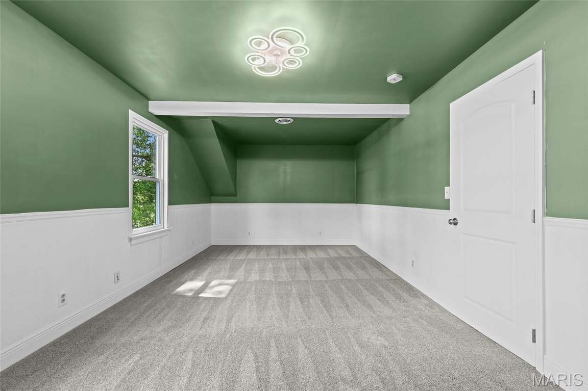 626 Lonedell Road - Kitchen & Main Living, photo 8
