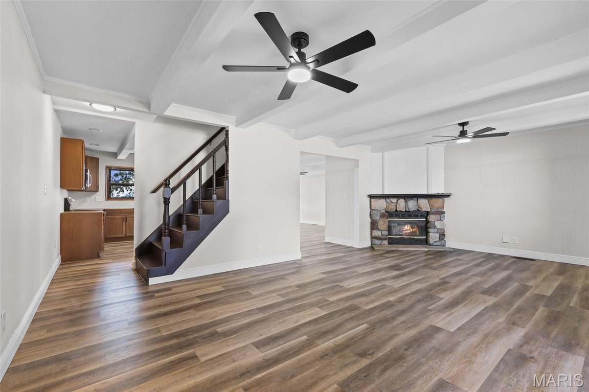 626 Lonedell Road - Kitchen & Main Living, photo 10
