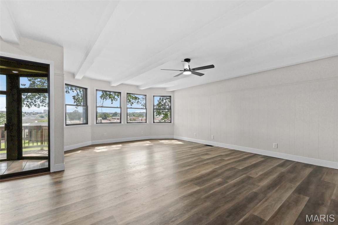 626 Lonedell Road - Kitchen & Main Living, photo 14