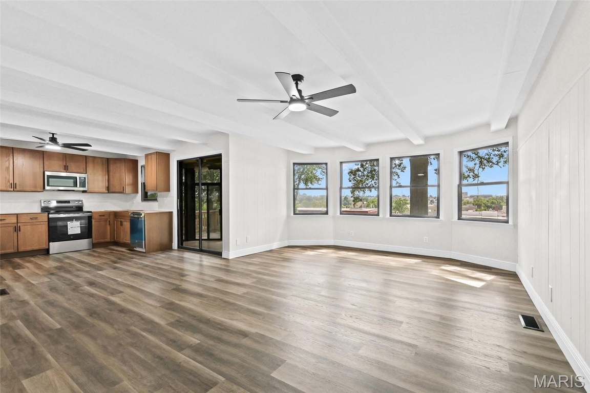 626 Lonedell Road - Kitchen & Main Living, photo 15