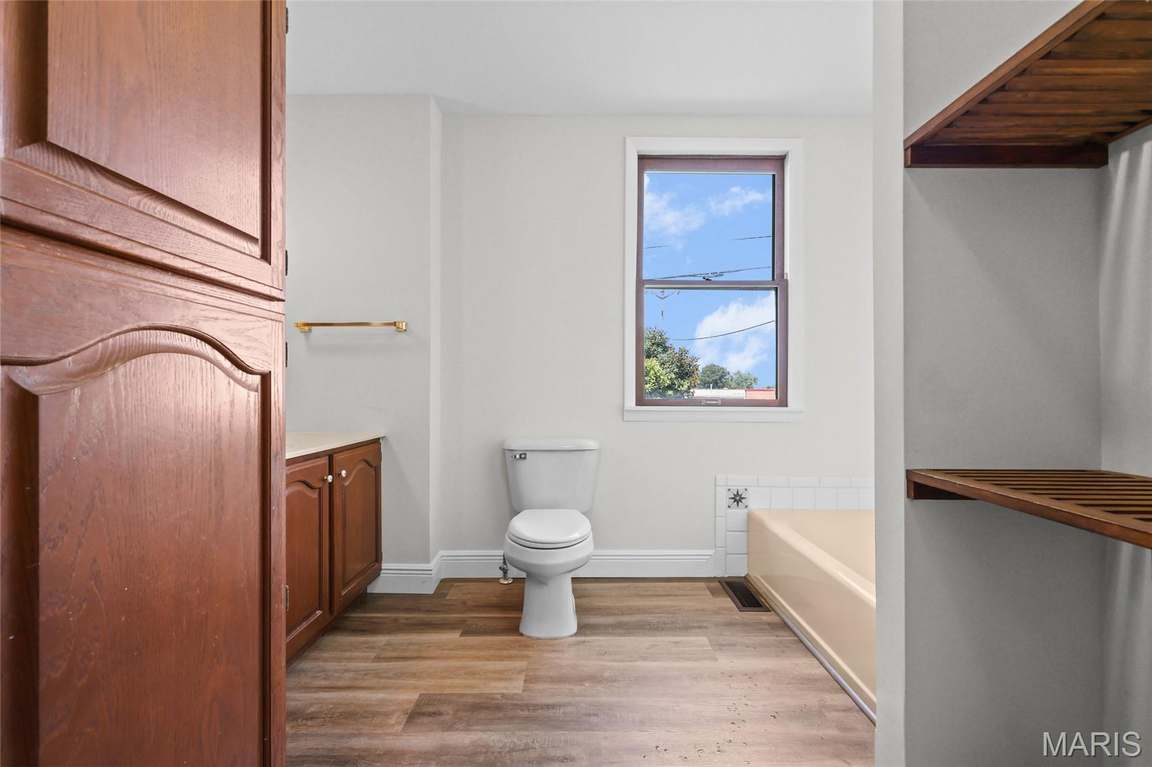 626 Lonedell Road - Bedrooms & Bathrooms, photo 26