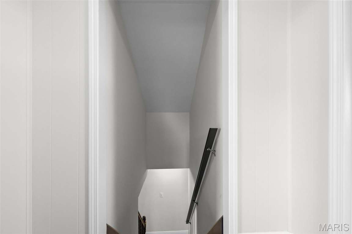 626 Lonedell Road - Bedrooms & Bathrooms, photo 38